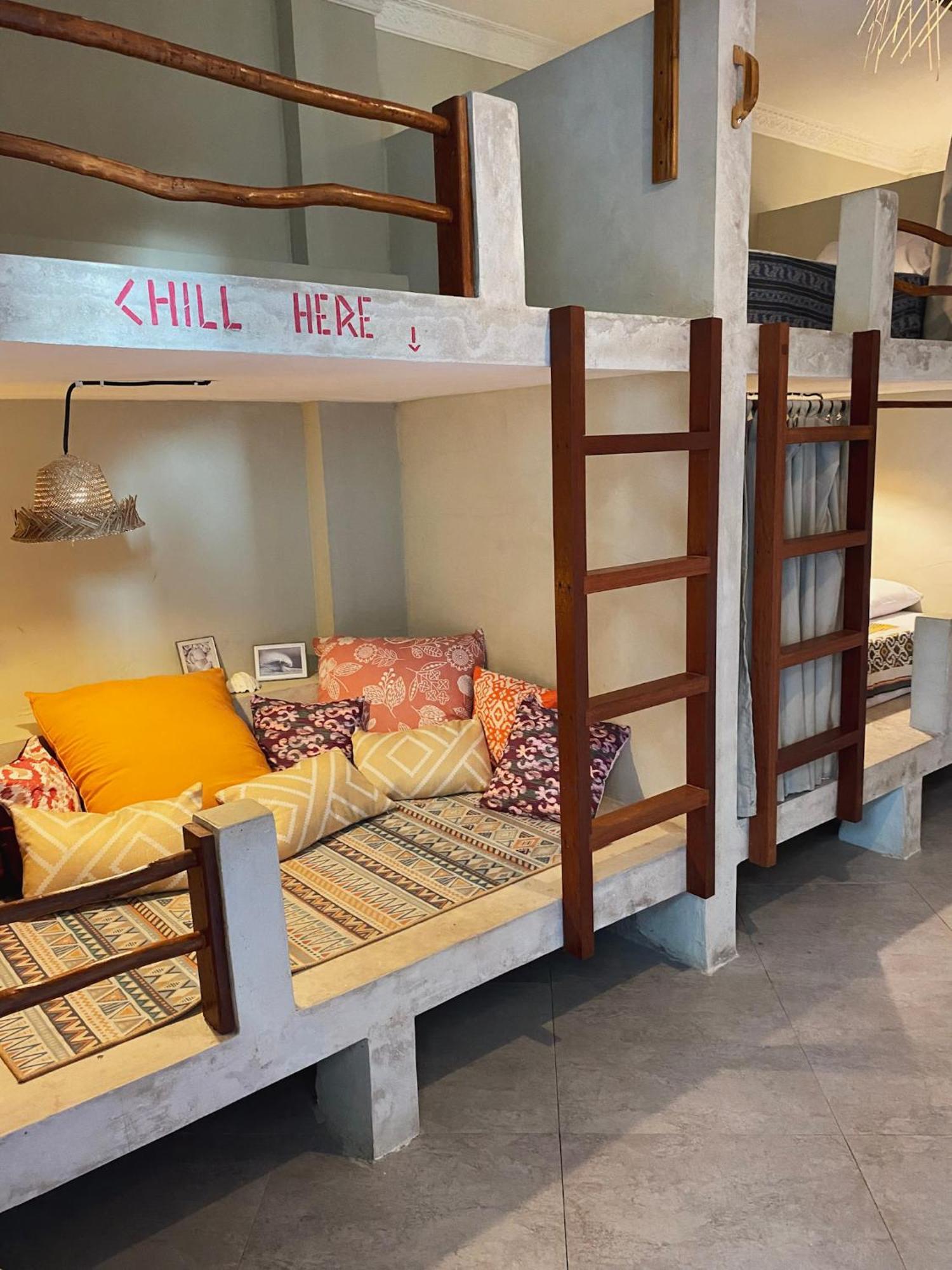Secret Spot Surf And Stay Kuta  Exterior foto