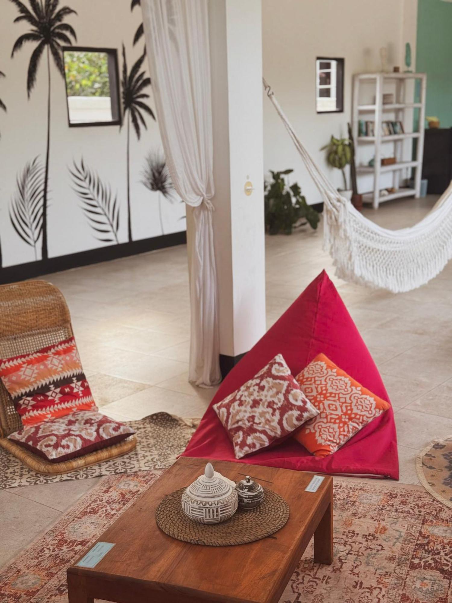 Secret Spot Surf And Stay Kuta  Exterior foto