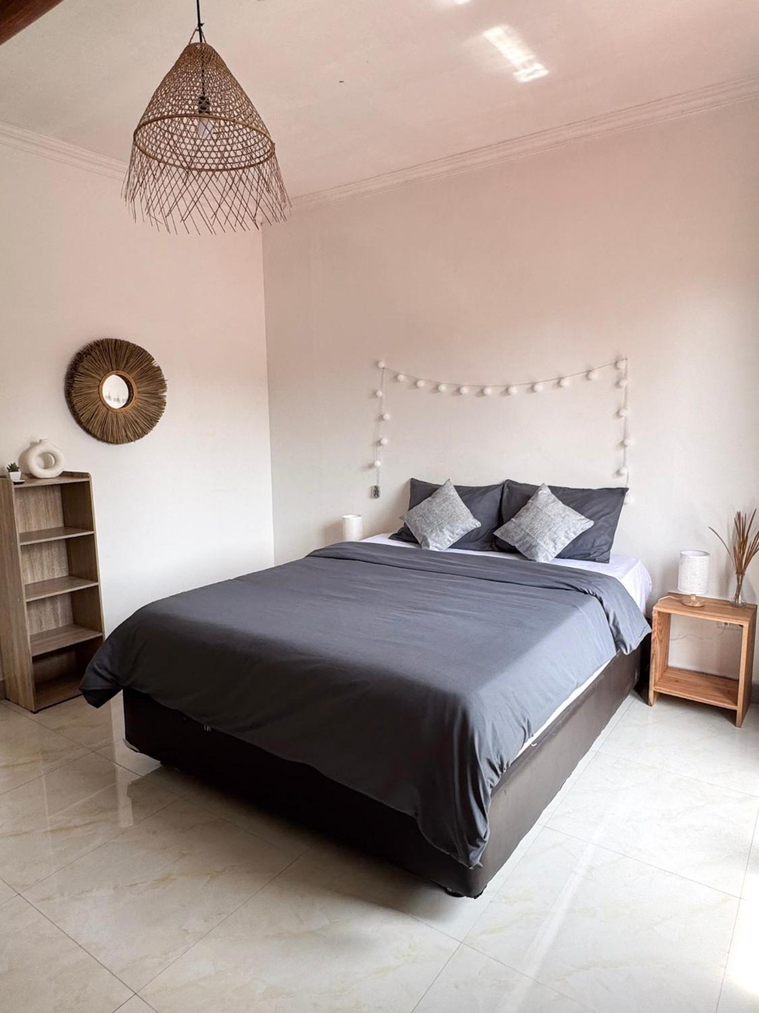 Secret Spot Surf And Stay Kuta  Exterior foto